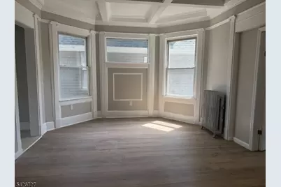 37 Mapes Ave, Newark, NJ 07112 - Photo 4