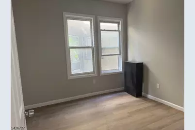 37 Mapes Ave, Newark, NJ 07112 - Photo 6