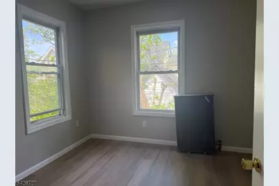 37 Mapes Ave, Newark, NJ 07112 - Photo 8
