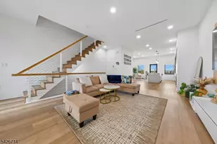 5 Harbor Front Terrace, Elizabeth, NJ 07206 - Photo 4
