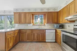 117 Linaberry Rd, Knowlton Township, NJ 07832 - Photo 8