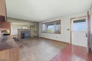 117 Linaberry Rd, Knowlton Township, NJ 07832 - Photo 14