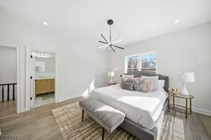 28 1/2 Irving St, Montclair, NJ 07042 - Photo 12