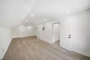 28 1/2 Irving St, Montclair, NJ 07042 - Photo 20