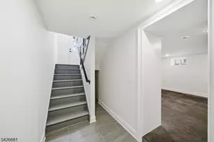 28 1/2 Irving St, Montclair, NJ 07042 - Photo 28