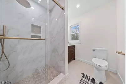 75 Katherine Ave, Clifton, NJ 07012 - Photo 36