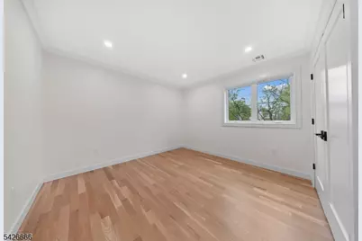 75 Katherine Ave, Clifton, NJ 07012 - Photo 34