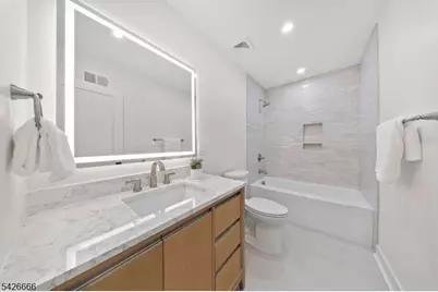 75 Katherine Ave, Clifton, NJ 07012 - Photo 14