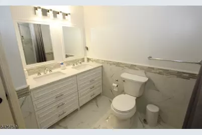 7 Stuart St, Waldwick, NJ 07463 - Photo 24