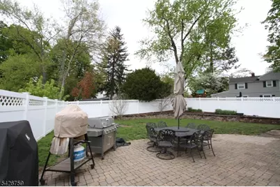 7 Stuart St, Waldwick, NJ 07463 - Photo 46