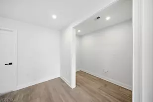 28 Irving St, Montclair, NJ 07042 - Photo 26