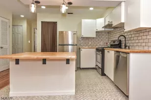 3 Red Lodge Dr, Vernon, NJ 07462 - Photo 1