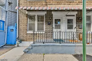 135 Mercer St, Phillipsburg, NJ 08865 - Photo 2