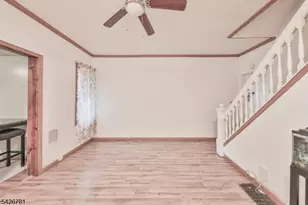 135 Mercer St, Phillipsburg, NJ 08865 - Photo 10