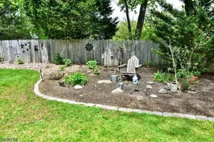48 Maple Ave, Montville Township, NJ 07058 - Photo 18