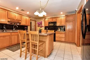 48 Maple Ave, Montville Township, NJ 07058 - Photo 6
