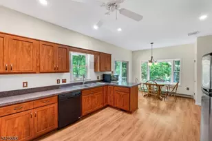 32 St Bernards Rd, Rockaway Township, NJ 07885 - Photo 10