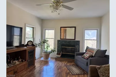 32 Saint Bernards Rd, Rockaway Township, NJ 07885 - Photo 4