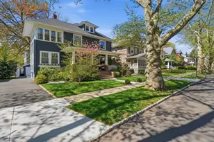 14 Evergreen Ave, Bloomfield, NJ 07003 - Photo 2