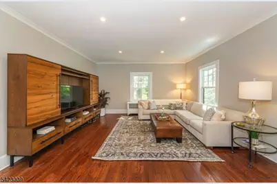 104 Gates Ave, Montclair, NJ 07042 - Photo 10