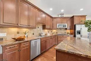 211 Metzger Drive, West Orange Township, NJ 07052 - Photo 10