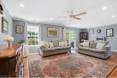 162 Vista Dr #162, Hanover Township, NJ 07927 - Photo 1