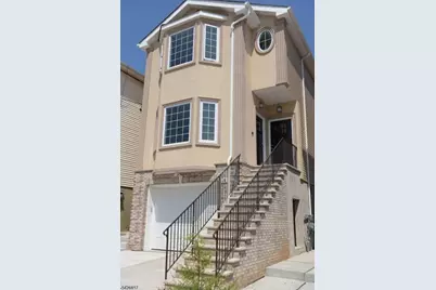 28 Davis St, Harrison, NJ 07029 - Photo 2
