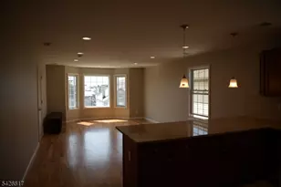 28 Davis St, Harrison, NJ 07029 - Photo 14