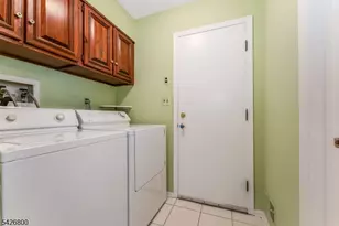 894 Ardsley Ln, Bridgewater, NJ 08807 - Photo 14