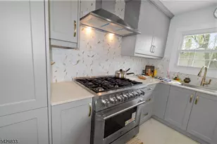 41 Cooper Ave, Roseland, NJ 07068 - Photo 10