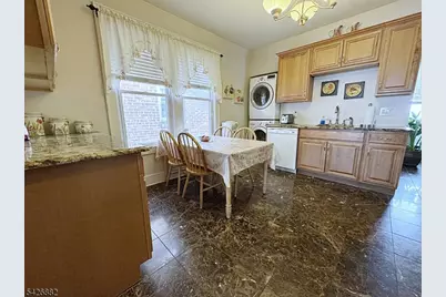 84 Saint Marys Pl, Nutley, NJ 07110 - Photo 24