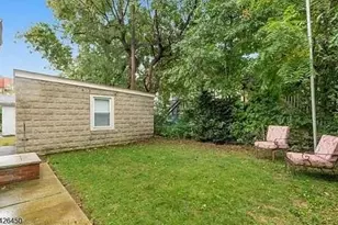 4 Claremont Pl, Montclair, NJ 07042 - Photo 10