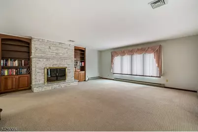 169 E Mountain Rd, Hillsborough Township, NJ 08844 - Photo 2
