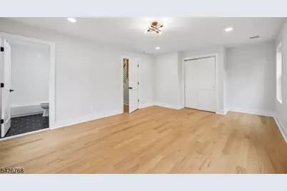 111 N Summit Ave, Chatham, NJ 07928 - Photo 30