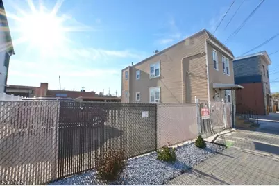 125-129 Malvern St, Newark, NJ 07105 - Photo 8