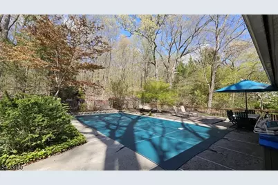 540 Hamburg Tpke, West Milford, NJ 07480 - Photo 2