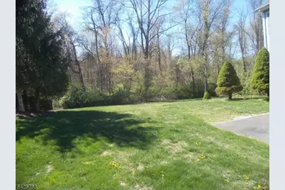 11 Shadow Hill Way, Washington Township, NJ 07840 - Photo 4
