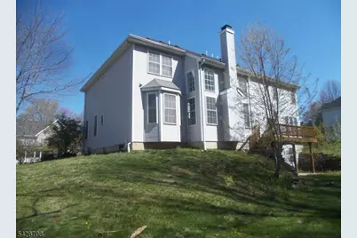 11 Shadow Hill Way, Washington Township, NJ 07840 - Photo 4