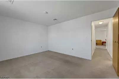 846 Riverside Ave #202, Lyndhurst Township, NJ 07071 - Photo 22