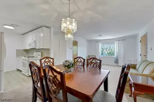 846 Riverside Ave, Lyndhurst Township, NJ 07071 - Photo 14