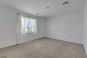 846 Riverside Ave, Lyndhurst Township, NJ 07071 - Photo 22