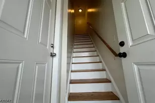 315 W Price St, Linden, NJ 07036 - Photo 10