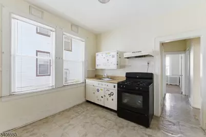 1602 Bayview Ave, Hillside, NJ 07205 - Photo 12