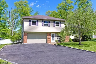 15 Wilson Dr, Berkeley Heights Township, NJ 07922 - Photo 4