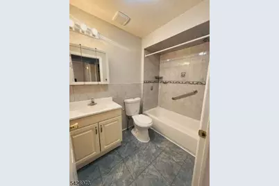415 S 8th St, Newark, NJ 07103 - Photo 8