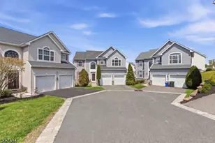 263 Winding Hill Dr, Mount Olive, NJ 07840 - Photo 2
