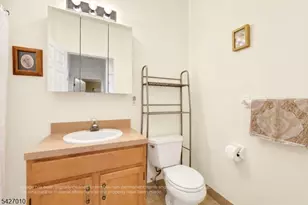 6412 Richmond Rd, West Milford, NJ 07480 - Photo 20