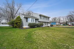 92 Summit Ct, Westfield, NJ 07090 - Photo 2