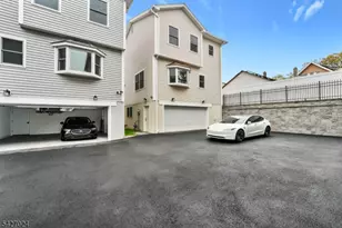 182 A East 25th St, Paterson, NJ 07514 - Photo 2