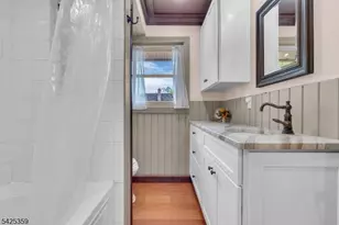 25 Columbia Ave, Nutley, NJ 07110 - Photo 14